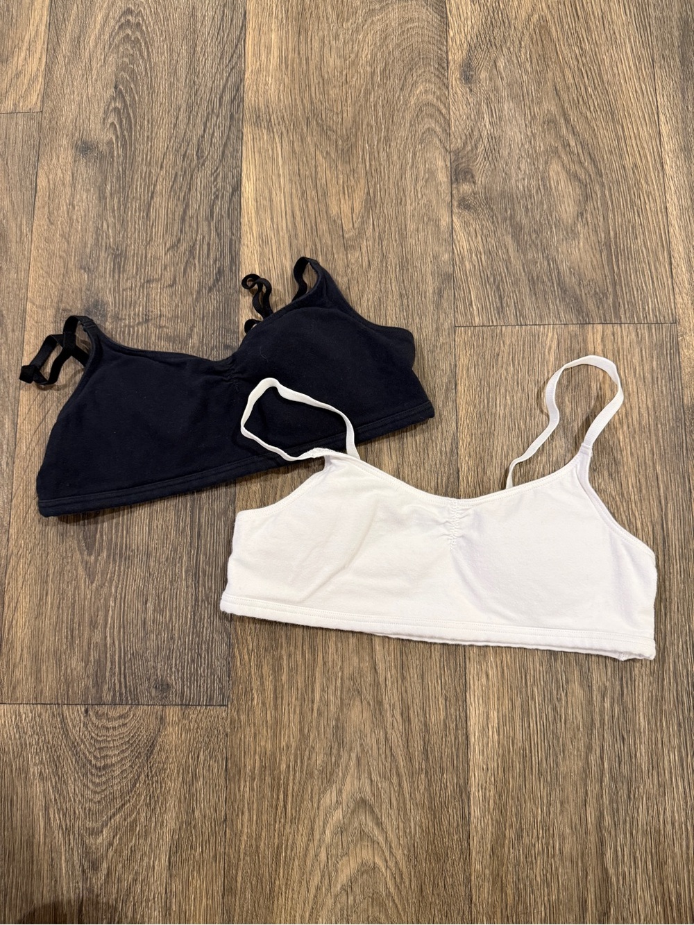 black + white adjustable strap bra tops bundle (2)